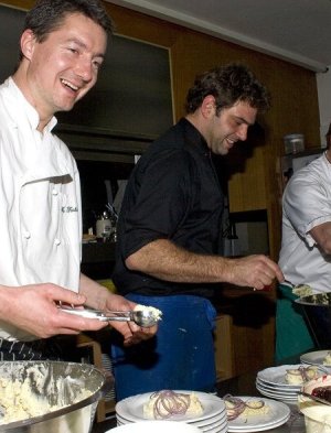 Die Küchencrew um dem Wirt Tilbert Ganahl